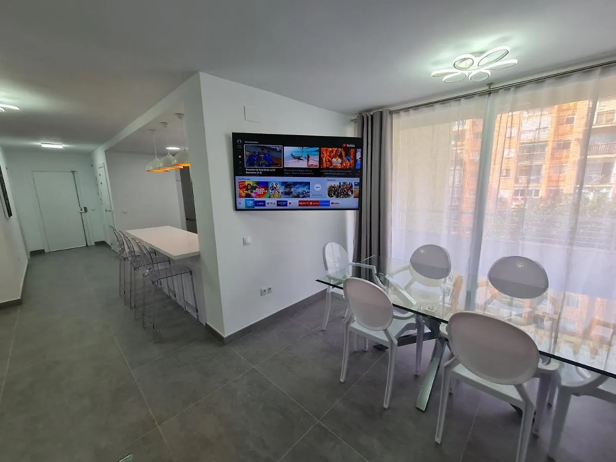 Modern 3 Bedroom Luxury Apartment In Torremolinos