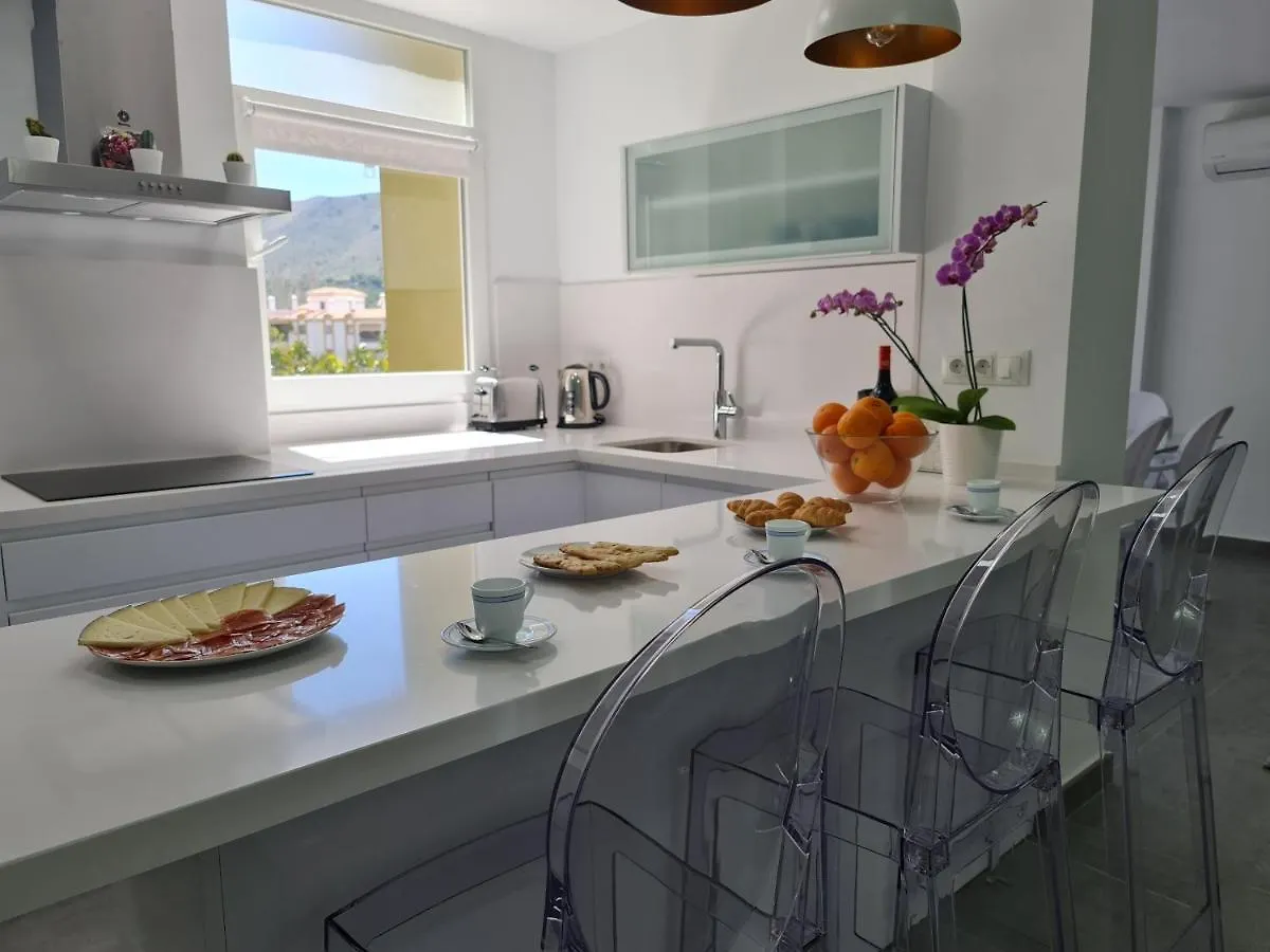 Modern 3 Bedroom Luxury Apartment In Torremolinos