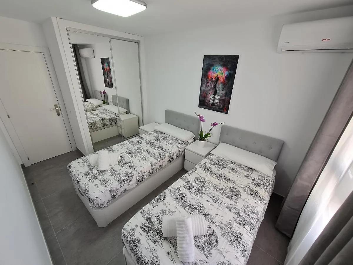 Modern 3 Bedroom Luxury Apartment In Torremolinos